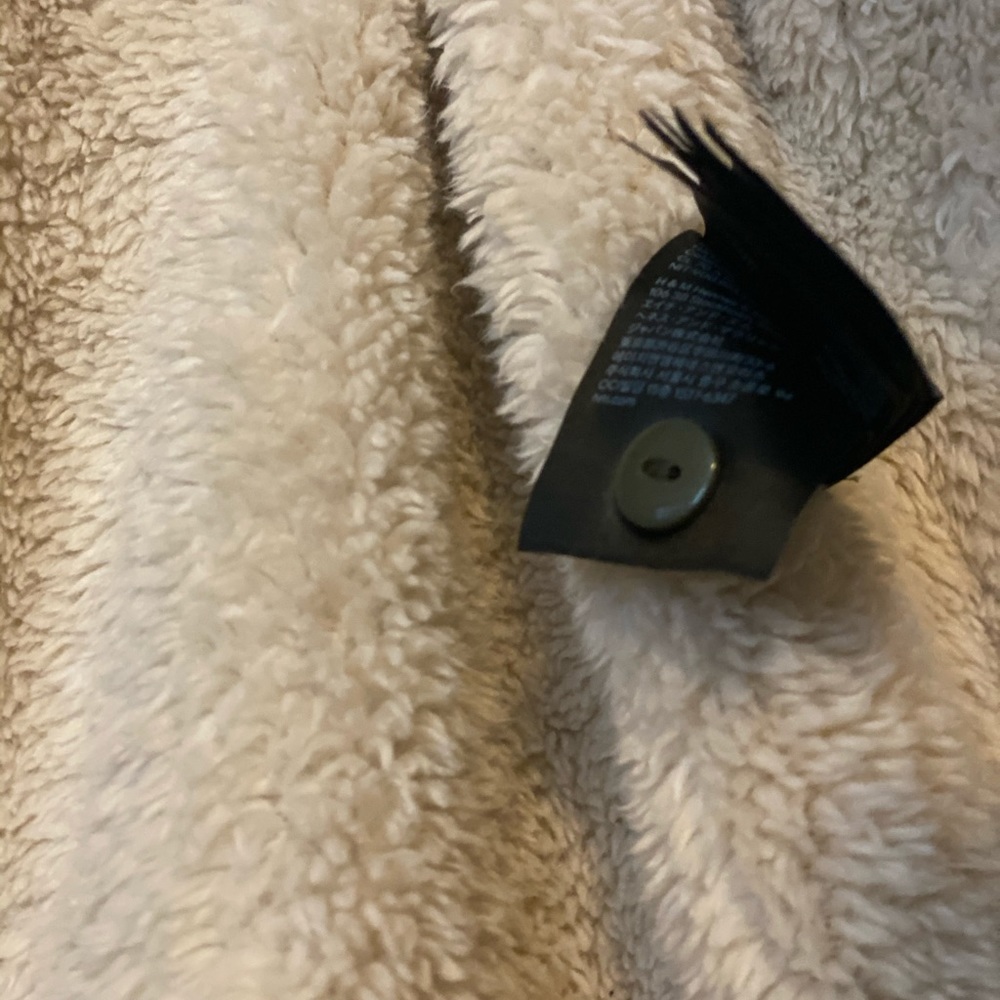 DIVIDED Army Green Full Zip Faux Fur Parka… - Picture 3 of 8